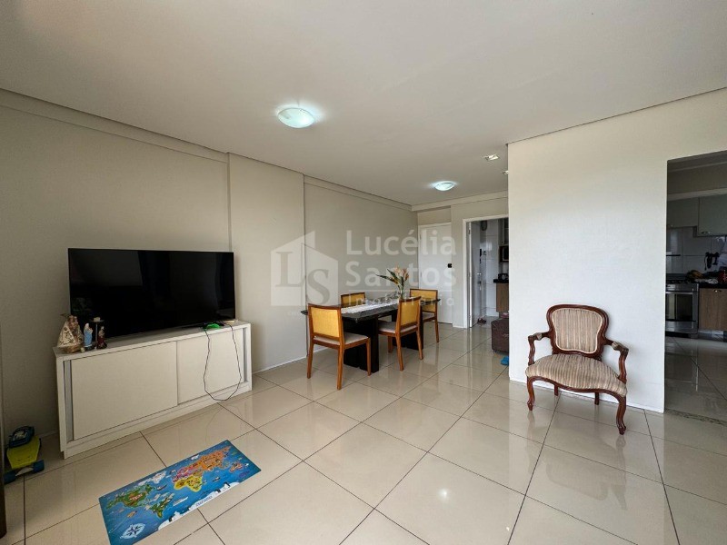 Apartamento à venda com 3 quartos, 107m² - Foto 3