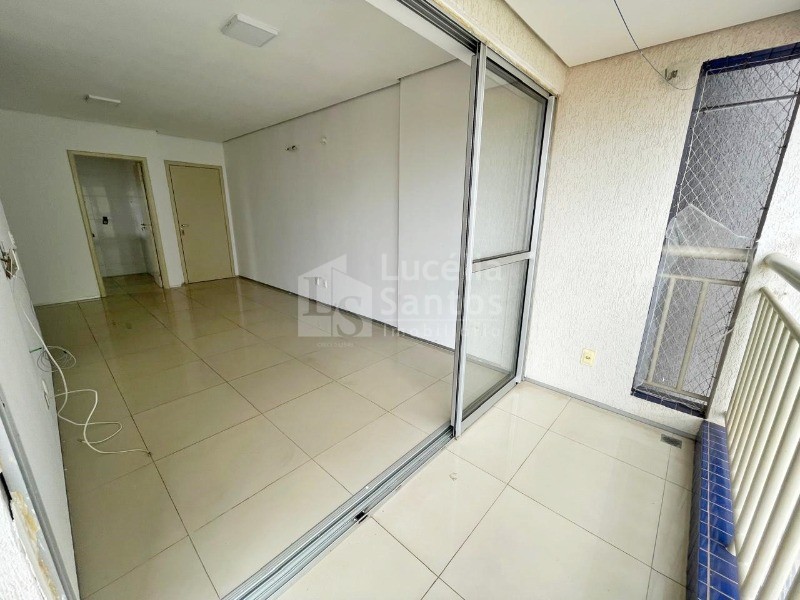 Apartamento para alugar com 3 quartos, 80m² - Foto 4