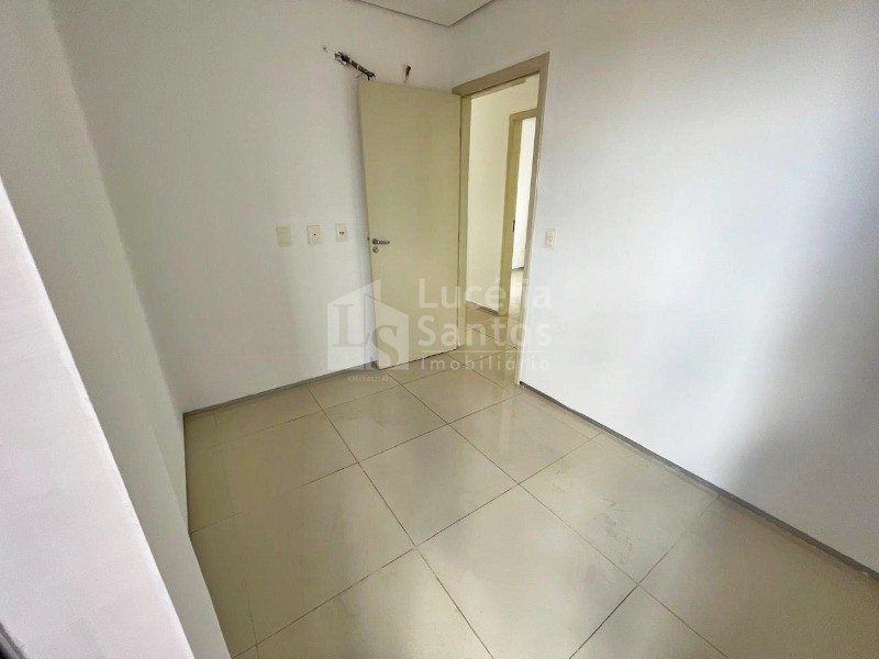 Apartamento para alugar com 3 quartos, 80m² - Foto 13