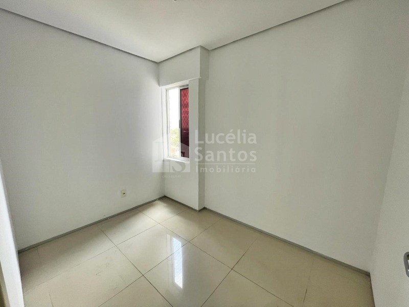 Apartamento para alugar com 3 quartos, 80m² - Foto 12