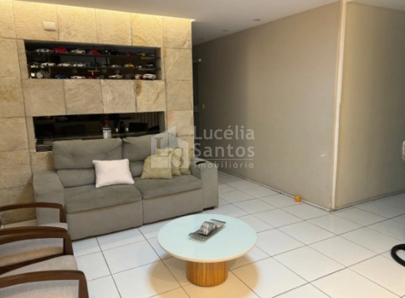 Apartamento à venda com 3 quartos, 160m² - Foto 1