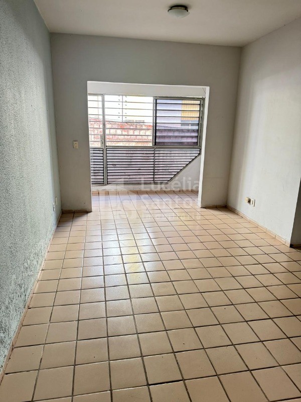 Apartamento à venda com 3 quartos, 72m² - Foto 1