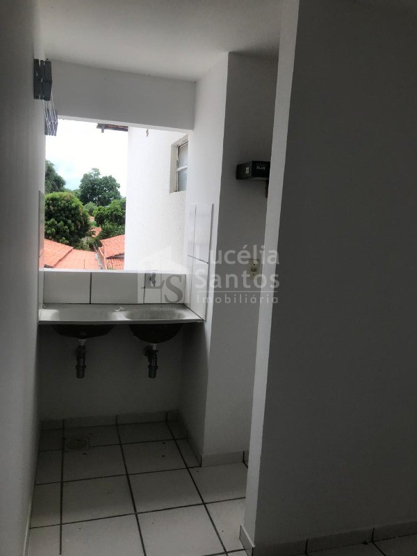 Apartamento para alugar com 2 quartos, 48m² - Foto 6