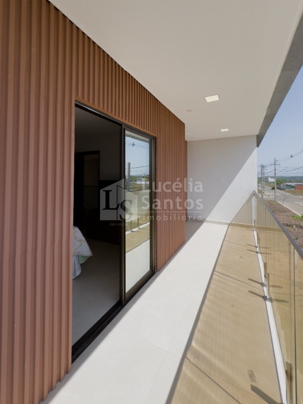 Casa à venda com 4 quartos, 207m² - Foto 3