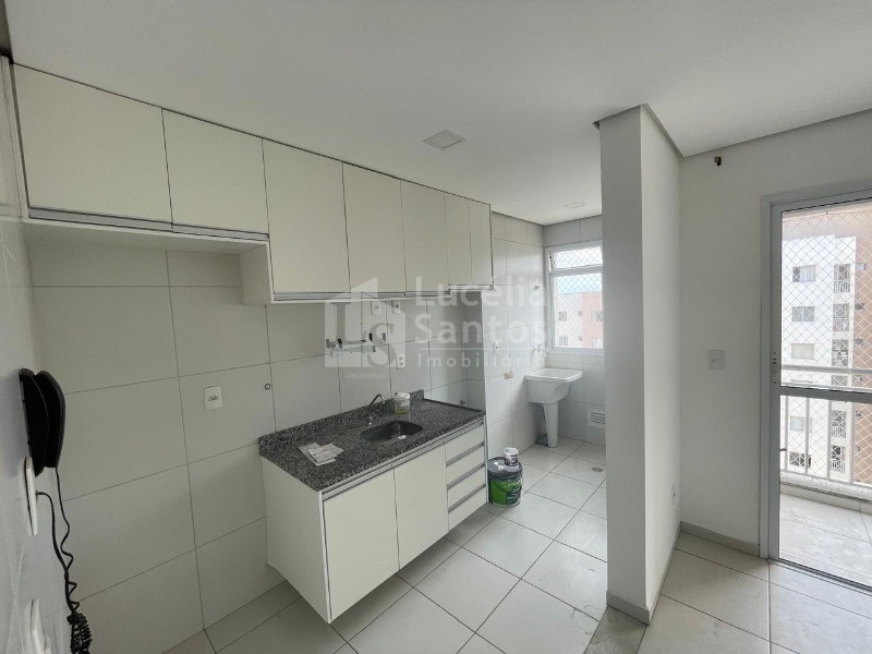 Apartamento para alugar com 3 quartos, 74m² - Foto 12