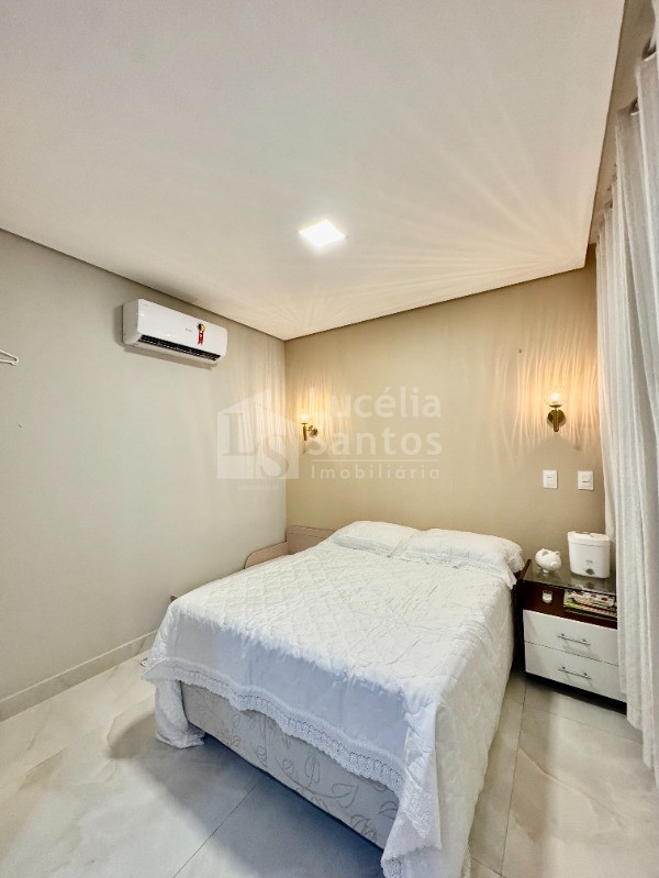 Casa à venda com 4 quartos, 208m² - Foto 10