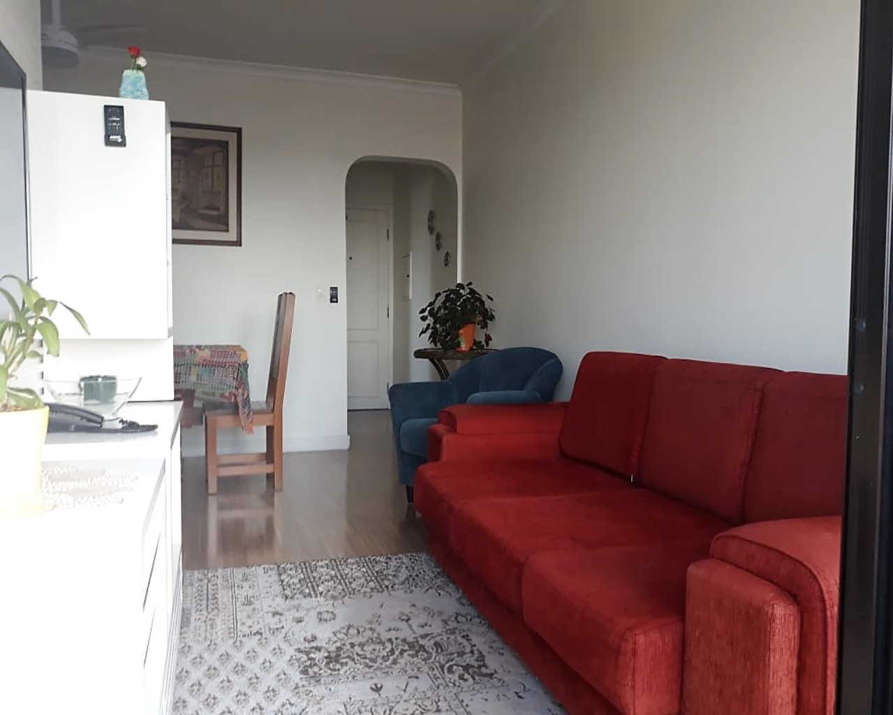 Apartamento à venda com 3 quartos, 67m² - Foto 2