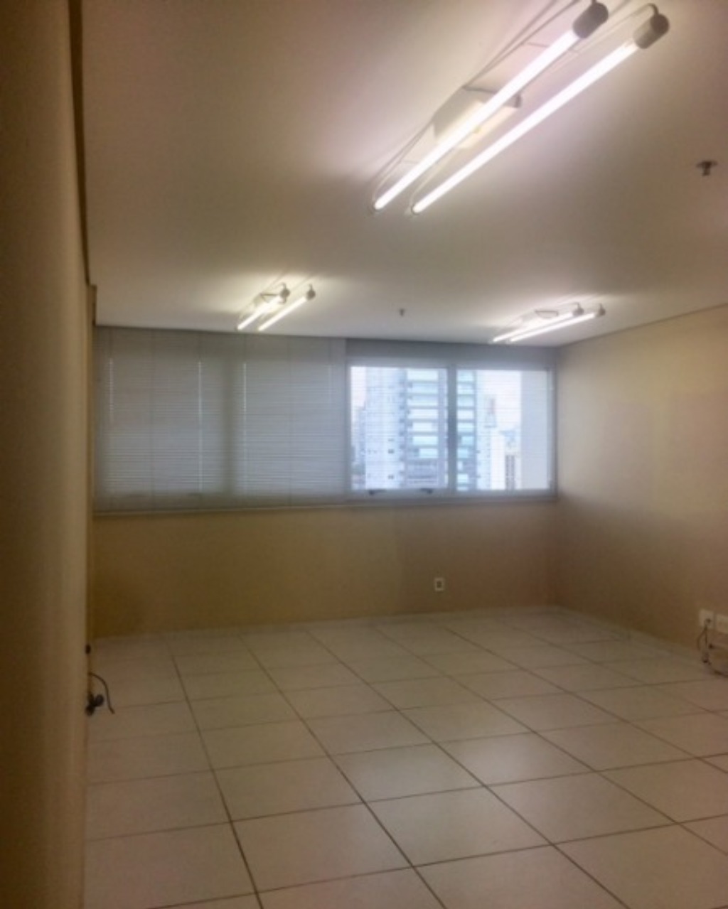 Conjunto Comercial-Sala à venda e aluguel, 40m² - Foto 1