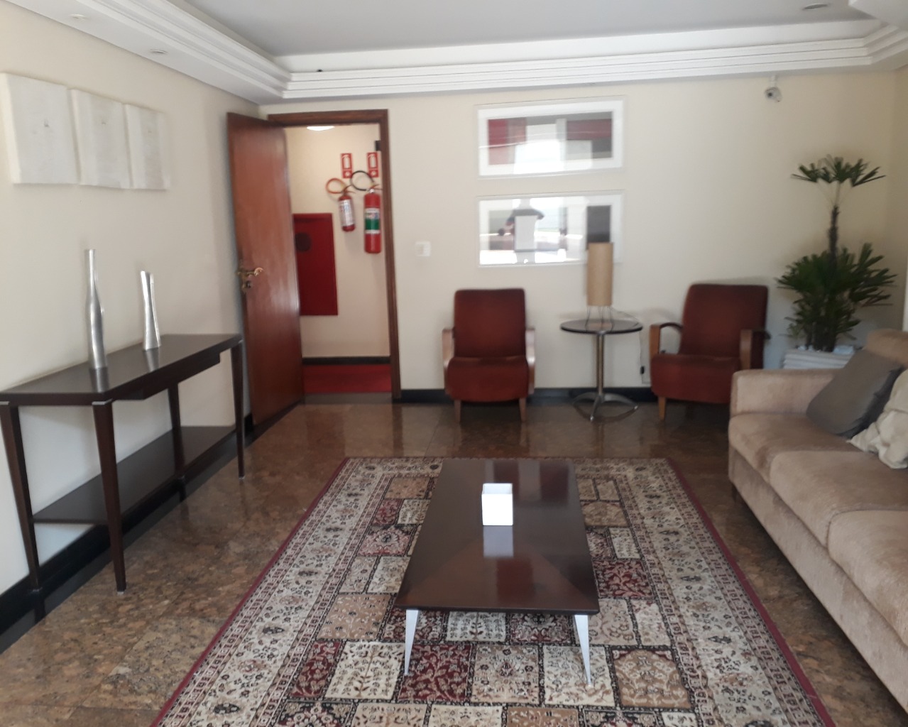 Apartamento à venda com 3 quartos, 314m² - Foto 2