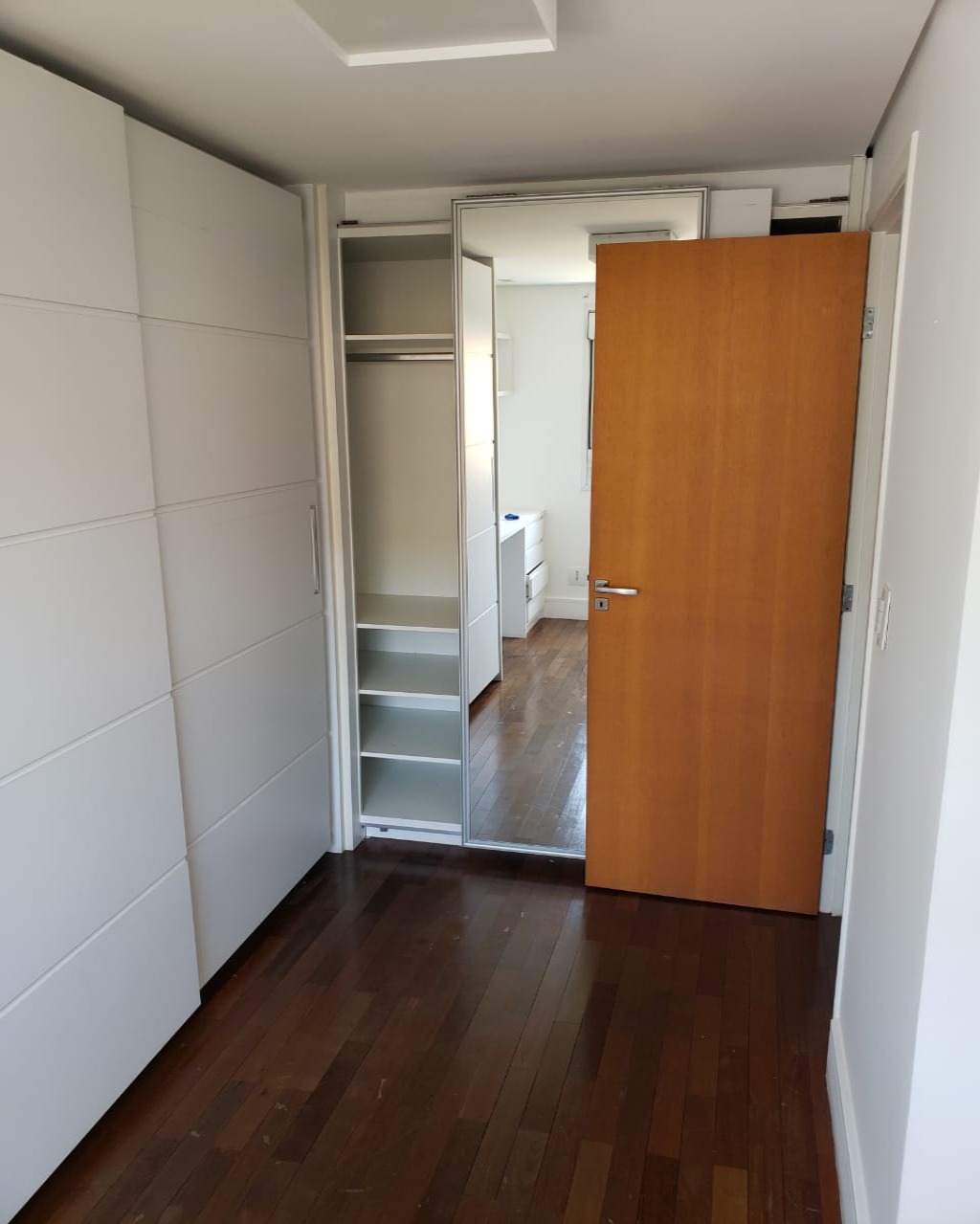 Casa à venda e aluguel com 3 quartos, 400m² - Foto 16