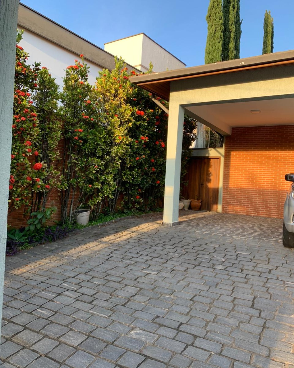 Casa à venda com 4 quartos, 300m² - Foto 5