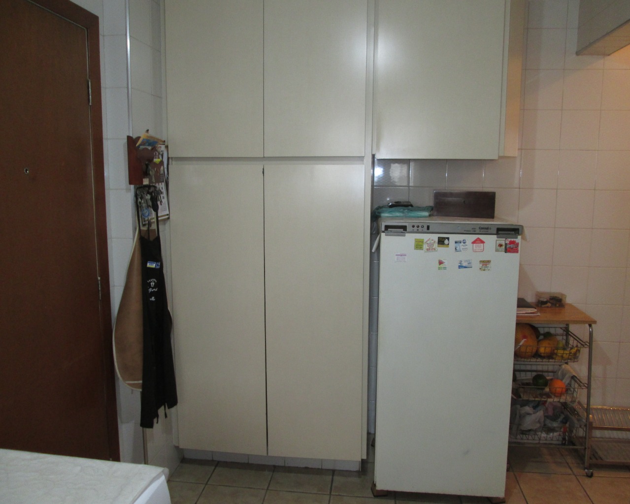 Apartamento à venda com 4 quartos, 140m² - Foto 7