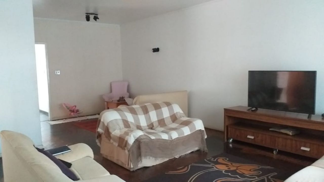 Casa à venda com 3 quartos, 500m² - Foto 8