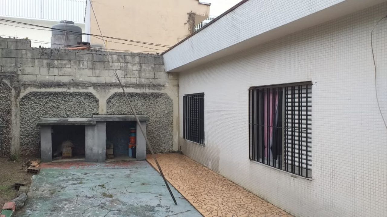 Casa à venda com 3 quartos, 500m² - Foto 34