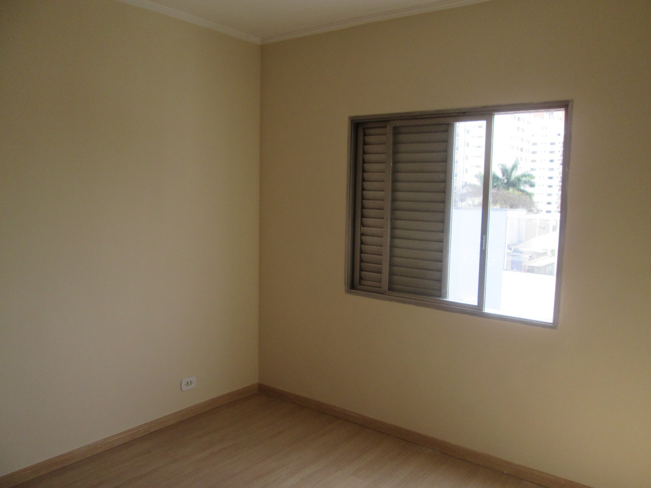 Apartamento à venda com 2 quartos, 75m² - Foto 13