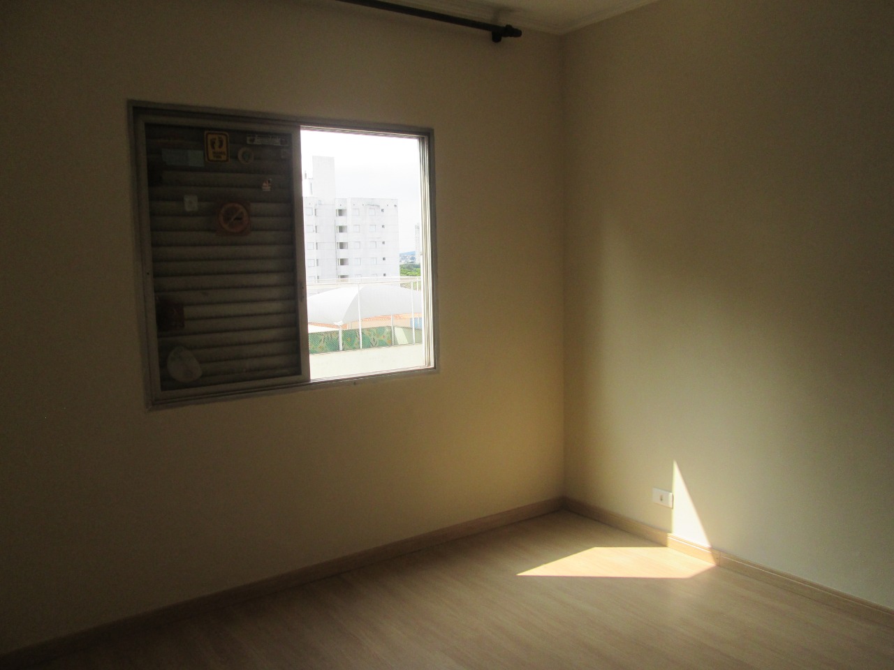 Apartamento à venda com 2 quartos, 75m² - Foto 10