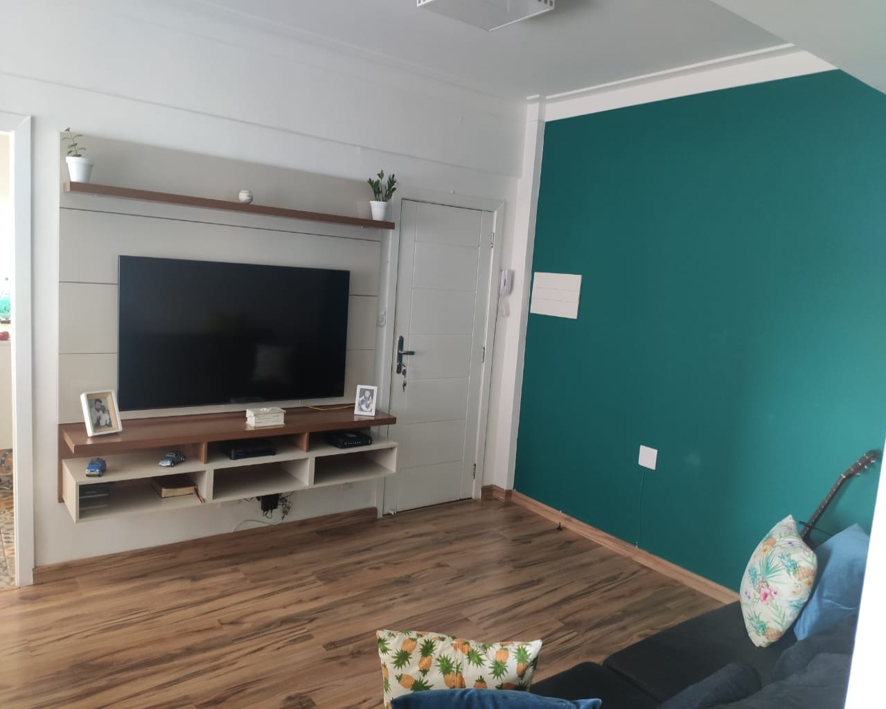 Apartamento à venda com 2 quartos, 80m² - Foto 2