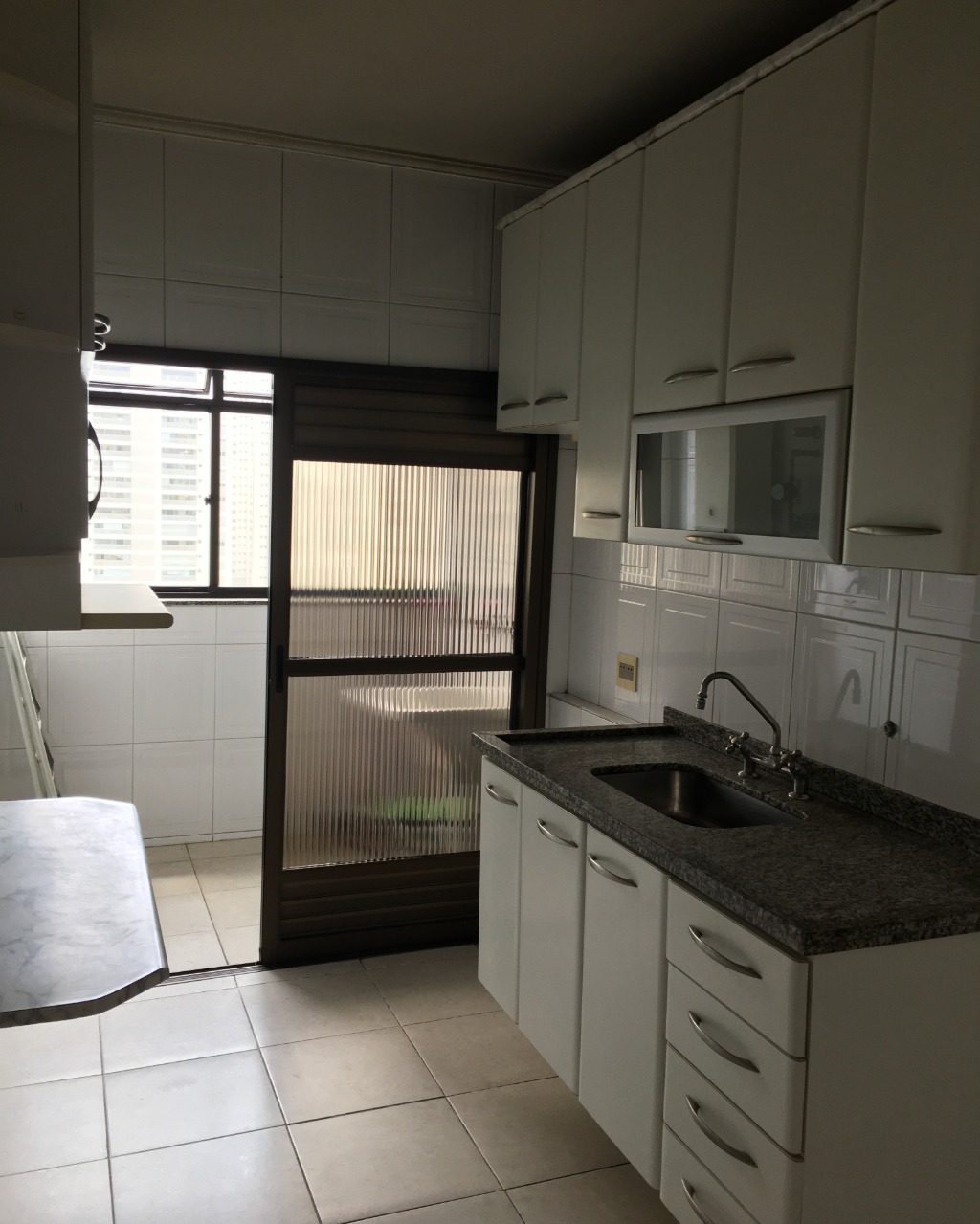 Apartamento à venda com 3 quartos, 77m² - Foto 10