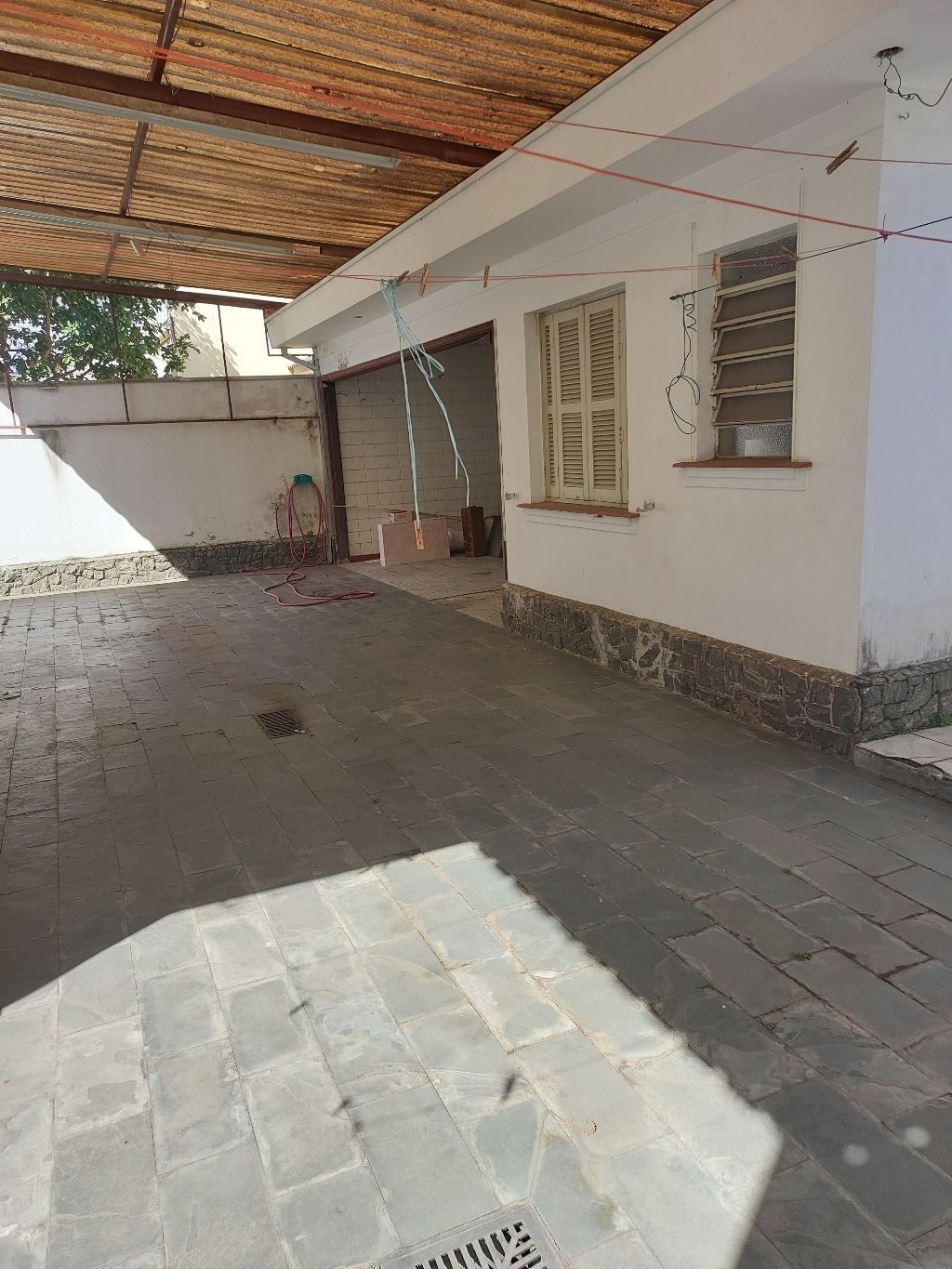 Casa à venda e aluguel com 3 quartos, 200m² - Foto 14