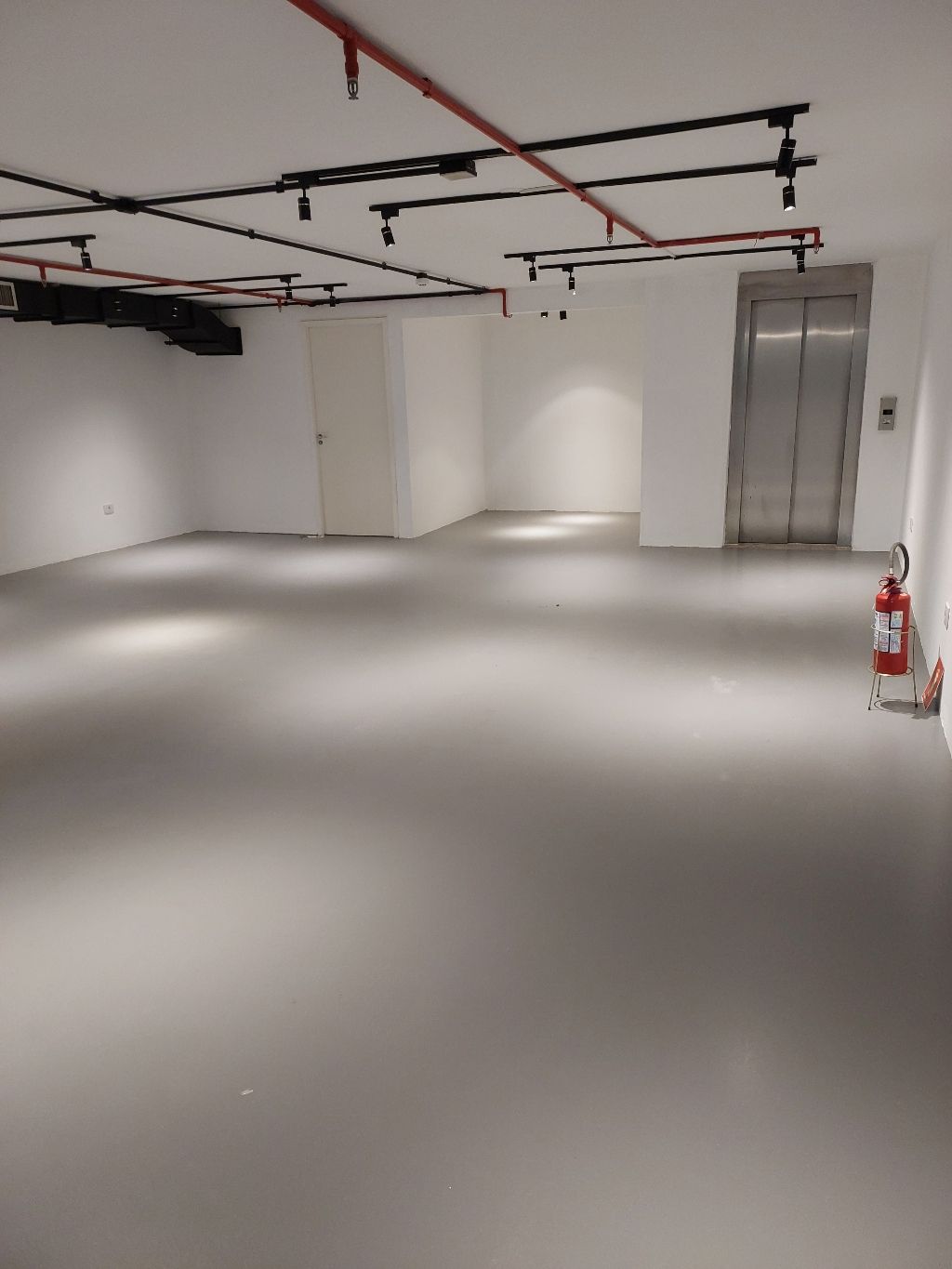 Prédio Inteiro à venda e aluguel, 950m² - Foto 9