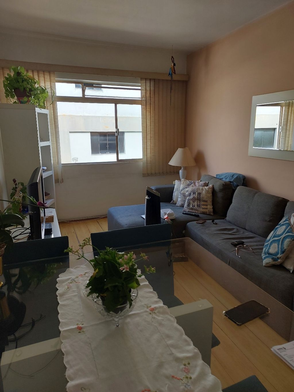 Apartamento à venda com 2 quartos, 70m² - Foto 4