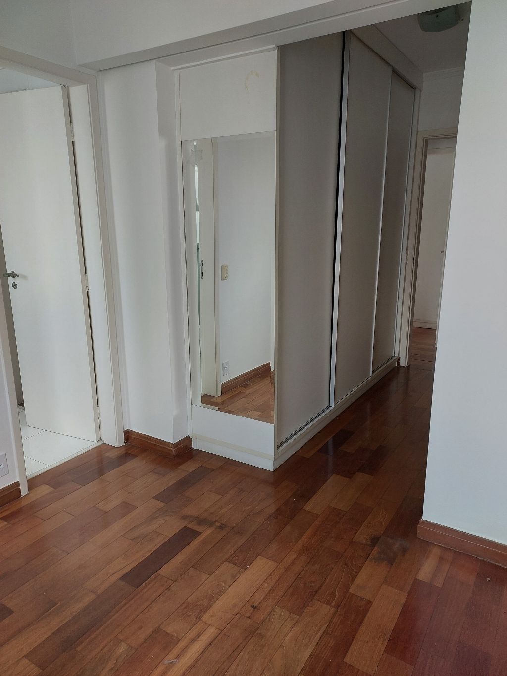 Apartamento à venda com 4 quartos, 117m² - Foto 11