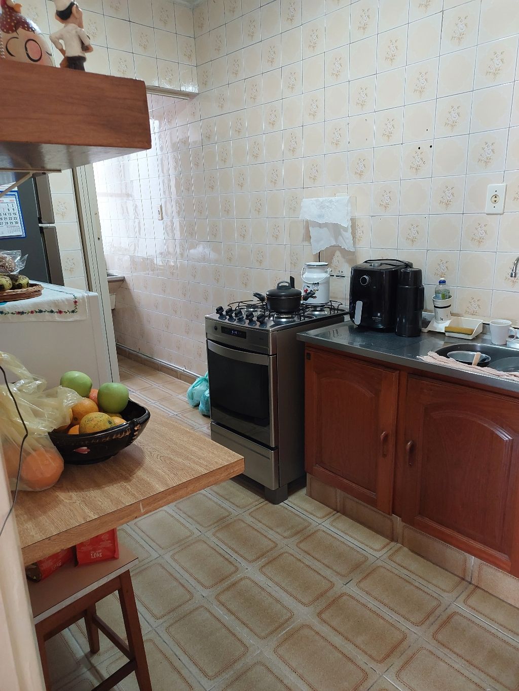 Apartamento à venda com 2 quartos, 70m² - Foto 3