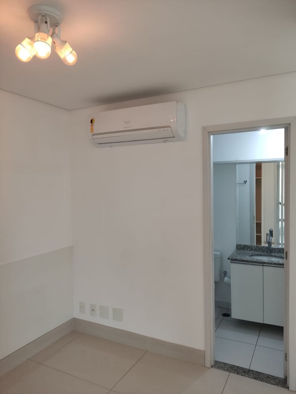 Apartamento à venda com 1 quarto, 43m² - Foto 10