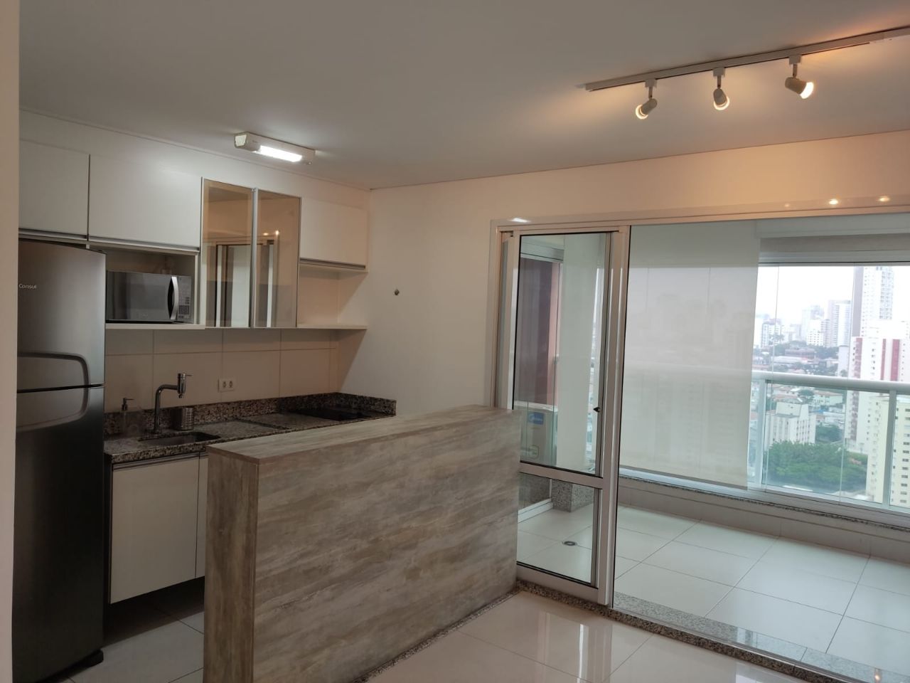 Apartamento à venda com 1 quarto, 43m² - Foto 14