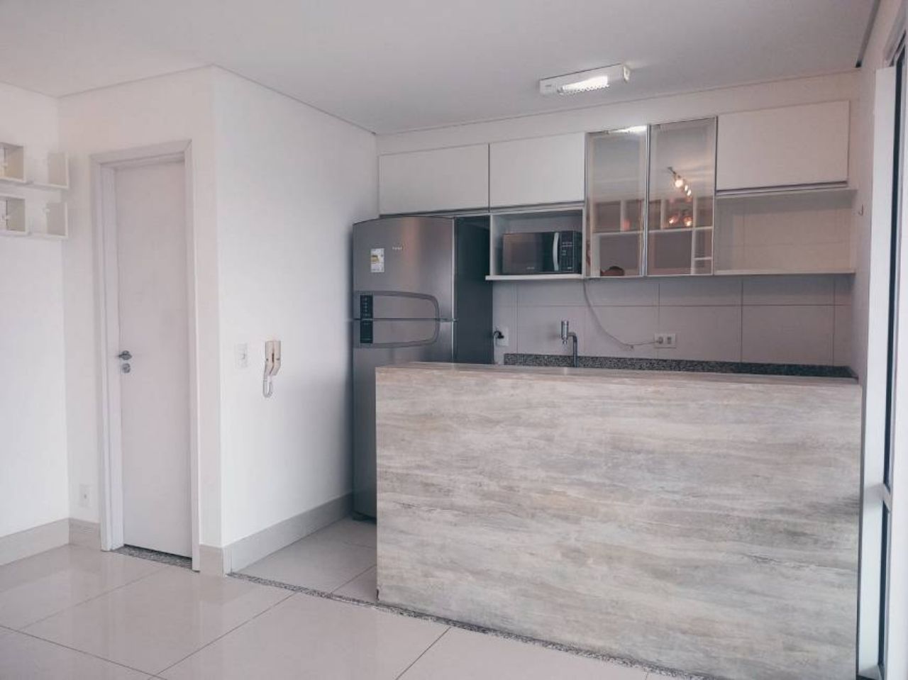 Apartamento à venda com 1 quarto, 43m² - Foto 20