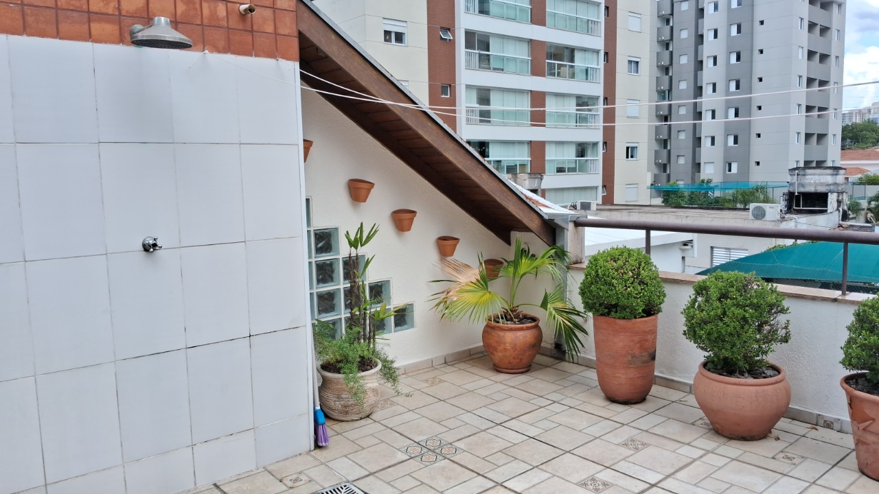 Casa à venda com 3 quartos, 200m² - Foto 40