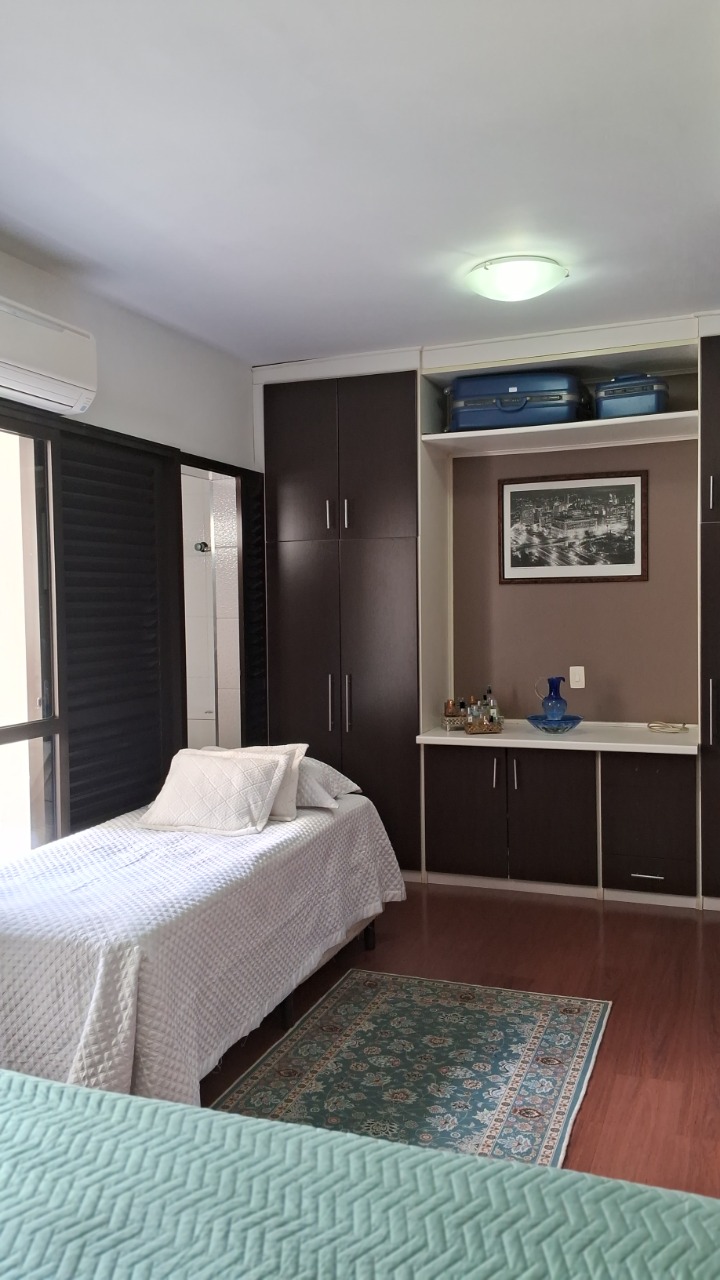 Casa à venda com 3 quartos, 200m² - Foto 21