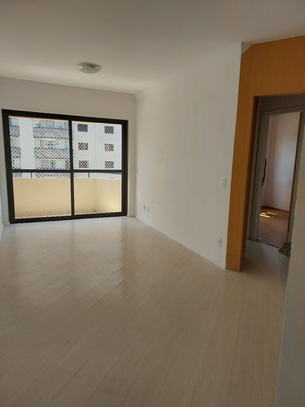 Apartamento à venda com 2 quartos, 57m² - Foto 3