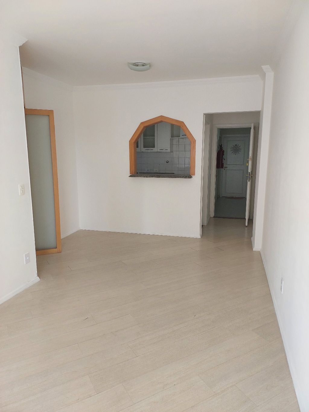 Apartamento à venda com 2 quartos, 57m² - Foto 2