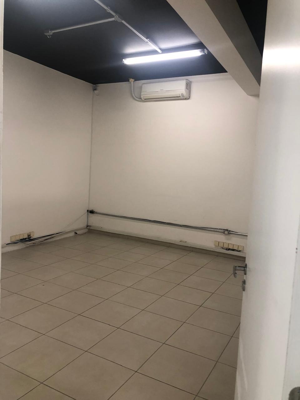 Depósito-Galpão-Armazém para alugar, 560m² - Foto 6