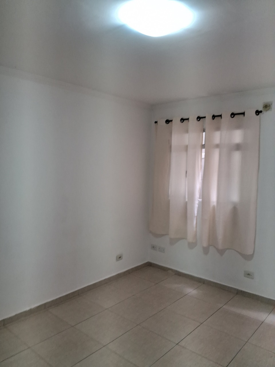 Casa para alugar com 2 quartos, 40m² - Foto 14