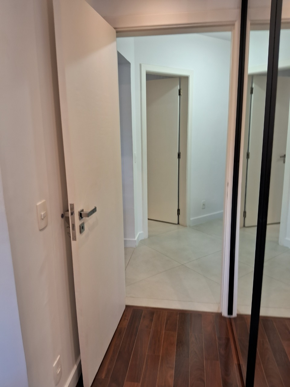 Apartamento à venda com 3 quartos, 101m² - Foto 29