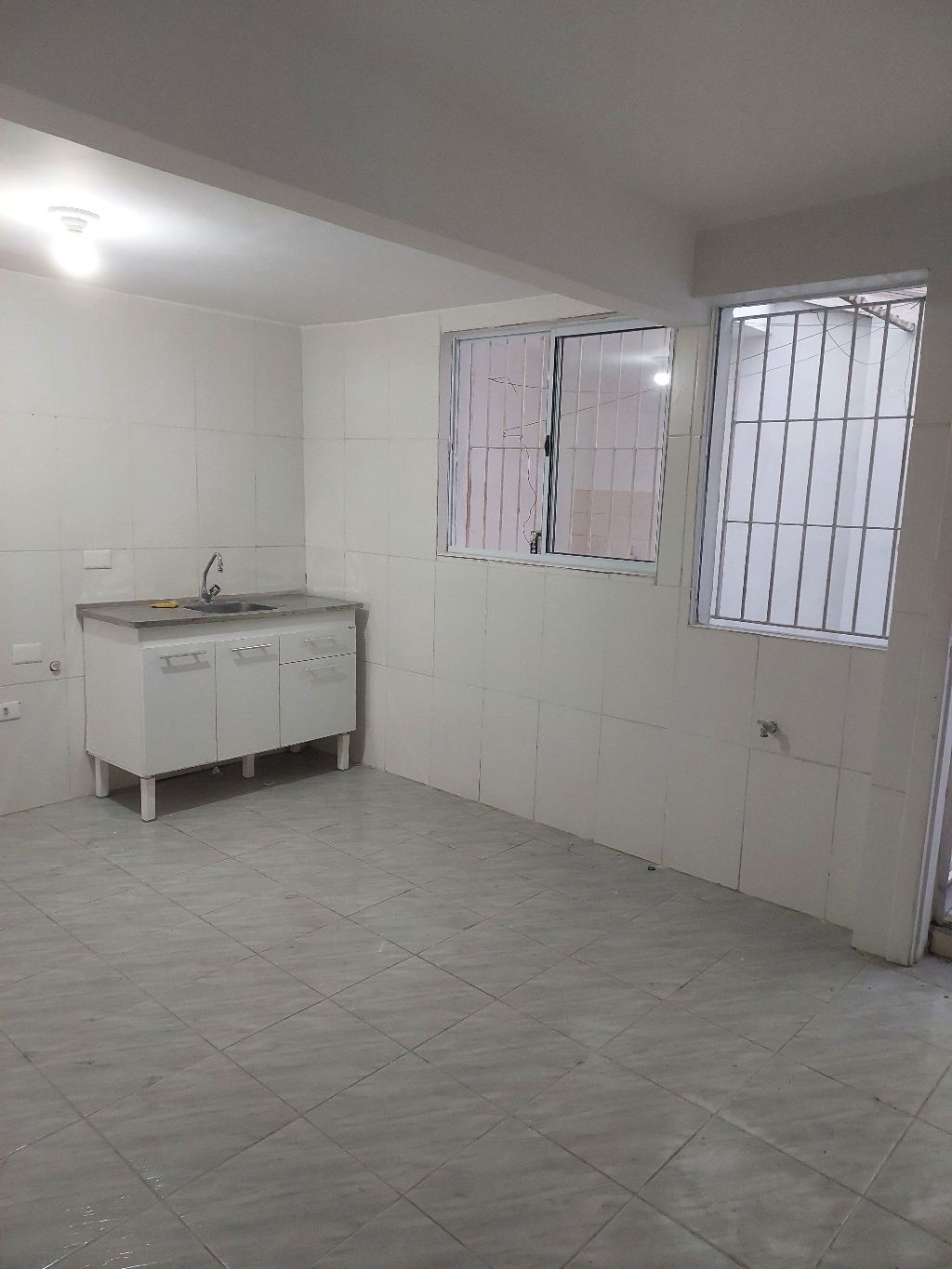 Casa à venda com 2 quartos, 89m² - Foto 3