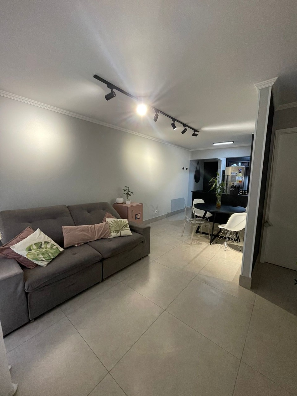 Apartamento à venda com 2 quartos, 70m² - Foto 16