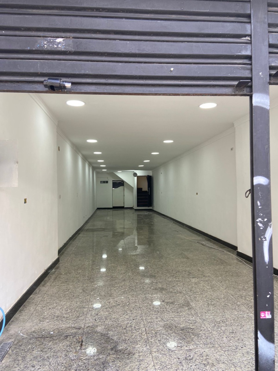 Prédio Inteiro para alugar, 160m² - Foto 13