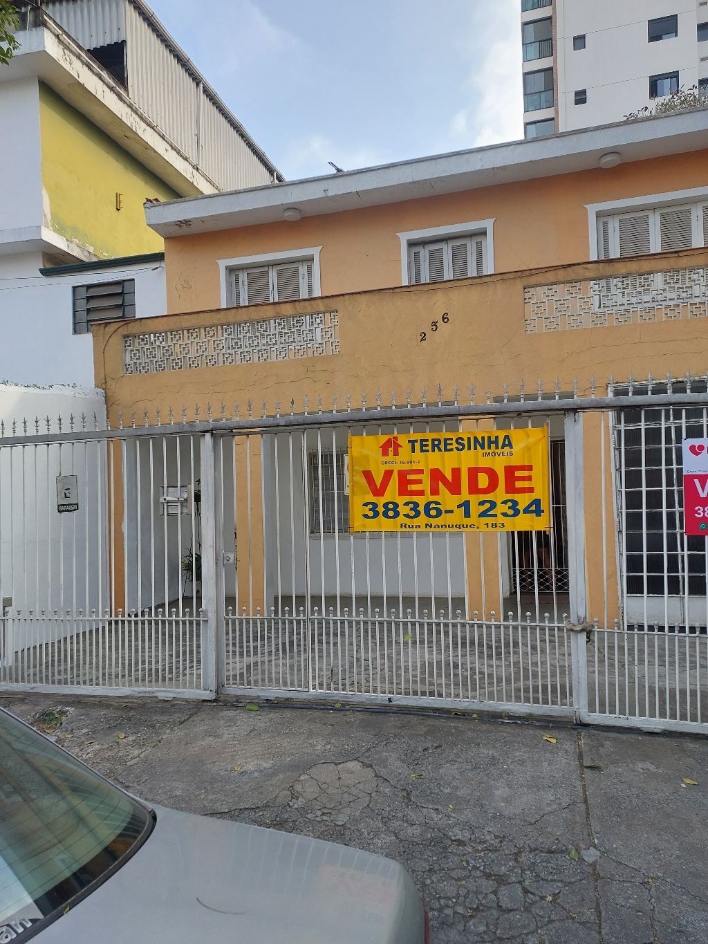 Prédio Inteiro à venda com 5 quartos, 240m² - Foto 1