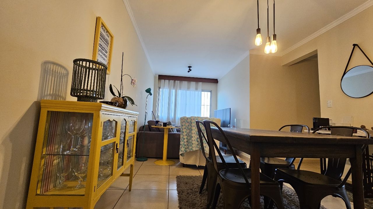 Apartamento à venda com 2 quartos, 62m² - Foto 2