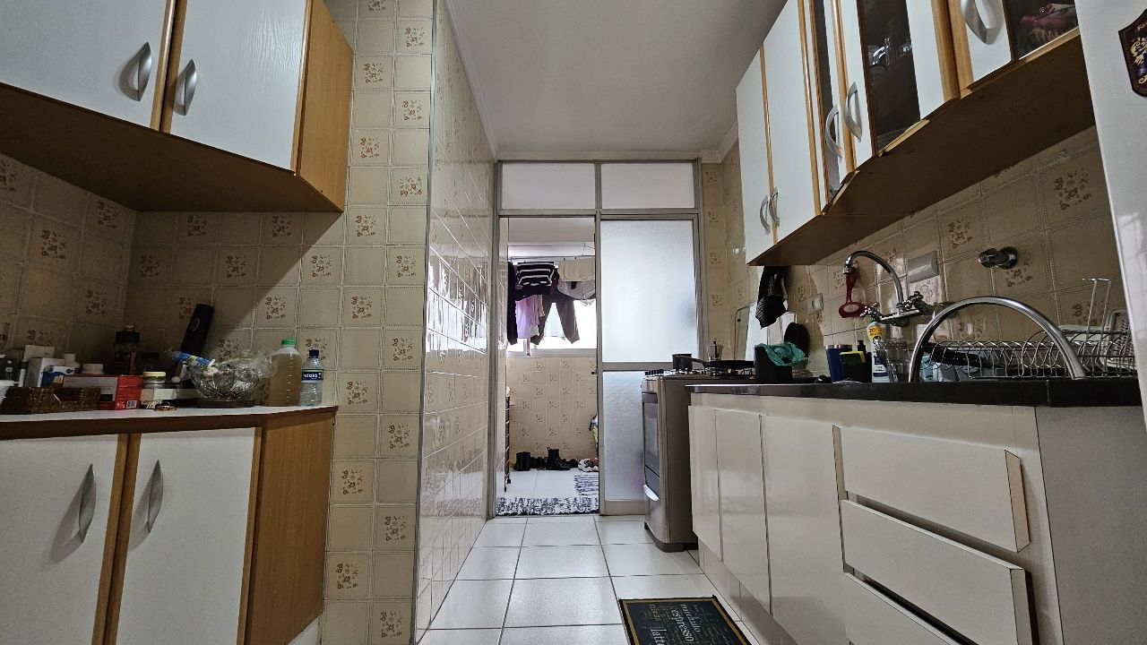 Apartamento à venda com 2 quartos, 62m² - Foto 9