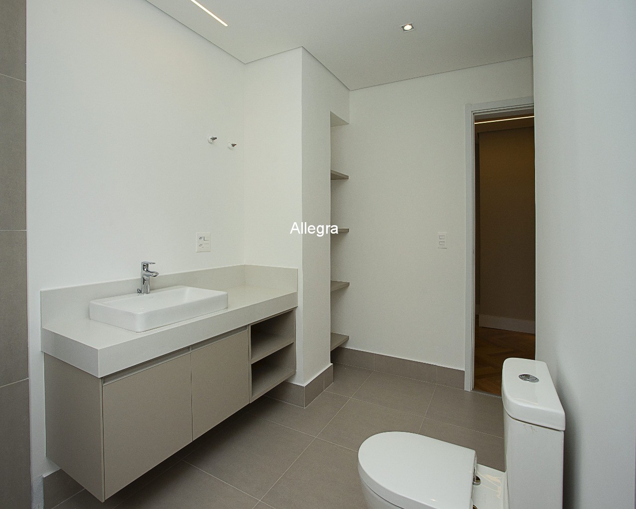 Apartamento à venda com 3 quartos, 179m² - Foto 15