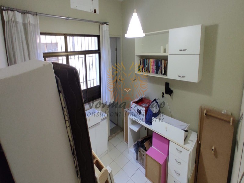 Casa à venda com 4 quartos, 250m² - Foto 24