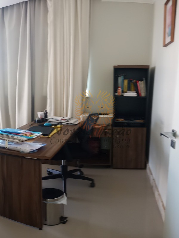 Casa à venda com 3 quartos, 250m² - Foto 6