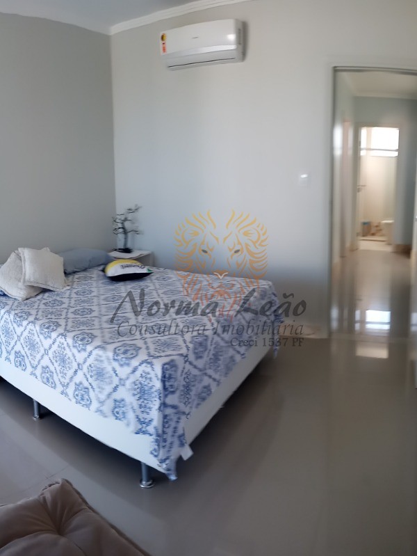 Casa à venda com 3 quartos, 250m² - Foto 21