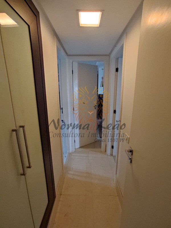 Apartamento à venda com 4 quartos, 153m² - Foto 17