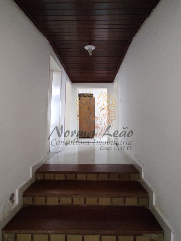 Casa à venda com 4 quartos, 350m² - Foto 33