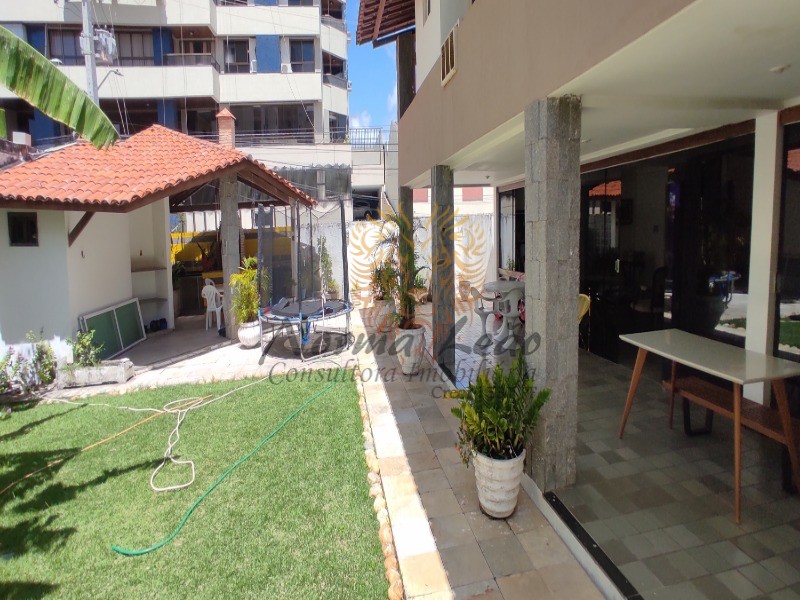 Casa à venda com 4 quartos, 260m² - Foto 12